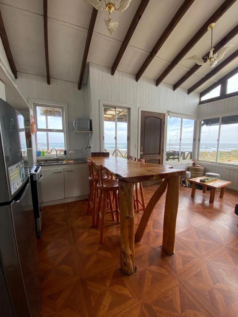 Casa Delmar, Beachfront House- Surf & Sun In Infiernillo- Pichilemu